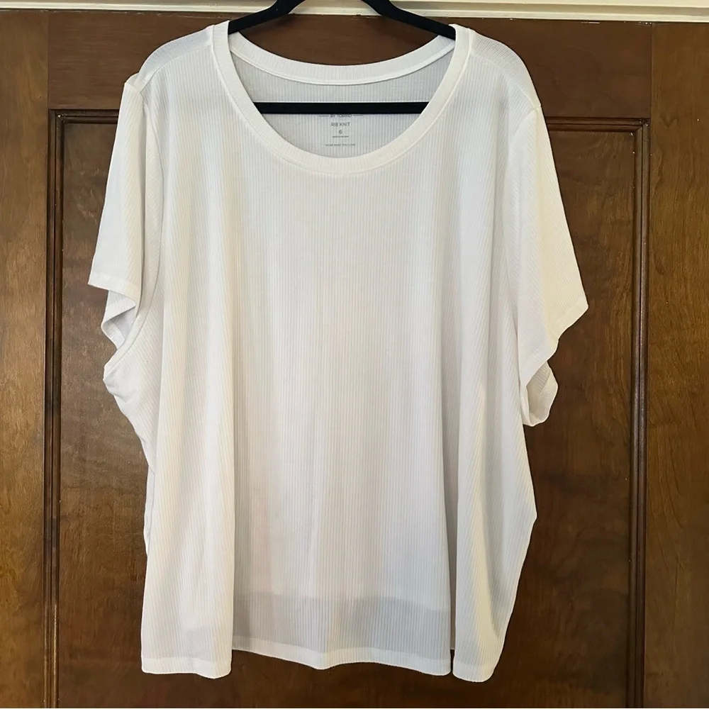 Torrid Tee - Picture 1 of 5